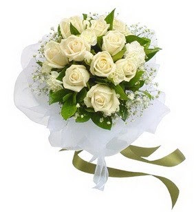  Batıkent Ankara online çiçekçi , çiçek siparişi  11 adet benbeyaz güllerden buket 