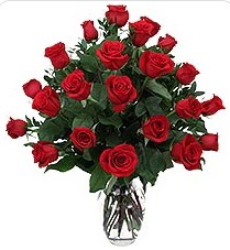  Batıkent Ankara çiçek siparişi sitesi  24 adet kırmızı gülden vazo tanzimi