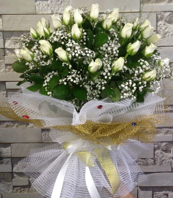41 adet beyaz gül kız isteme buketi  Batıkent Ankara çiçek satışı  